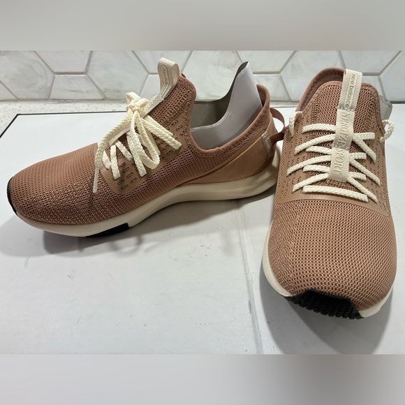 New Balance Woman’s Dynasoft Nergize Sport V2 Brown Beige Size 7 NEW Memory Sole - Picture 4 of 14